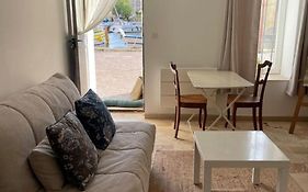 L Atelier, Studio Au Petit Port De Martigues